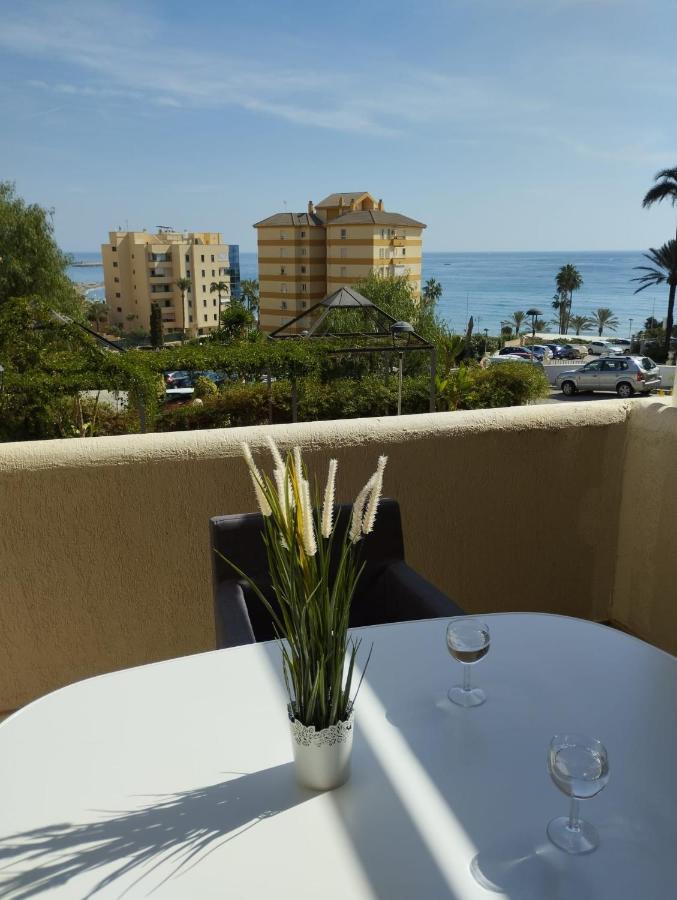 Estudio Terraza Vista Mar Parking Gratuito Piscinas Benalmádena Exterior photo